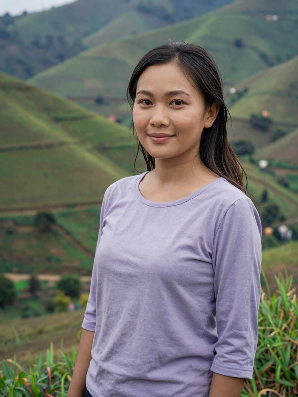 Aye Chan, 33, Burmese professional woman from Taunggyi interested in marriage