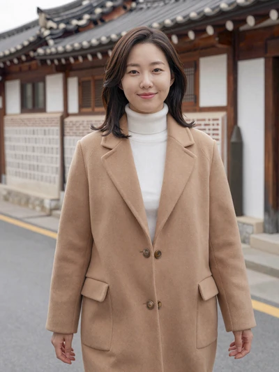 Da-Eun, 29, Korean woman from Seoul on traditional hanok street